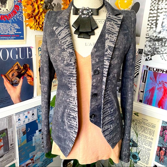 IF SIX WAS NINE Maniac Fited Blazer Jacket Hourglass Reptile Snake Asymmetrical - Picture 2 of 16